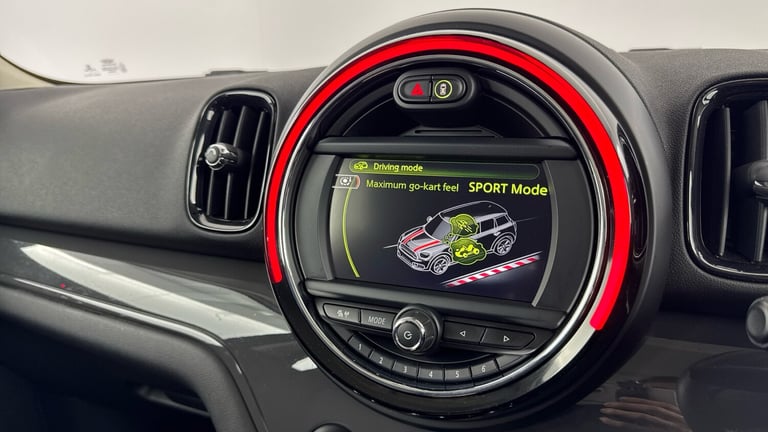 2017 MINI Countryman 2.0 Cooper D ALL4 5dr Auto [Chili Pack] Diesel Hatchback Hatchback Diesel Au...