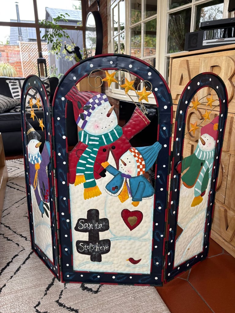 Stunning Metal Christmas Decorative Fire Guard