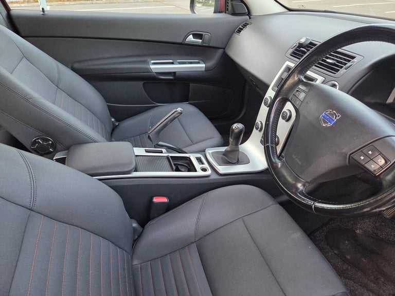 Volvo, C30, Hatchback, 2011, Manual, 1560 (cc), 3 doors