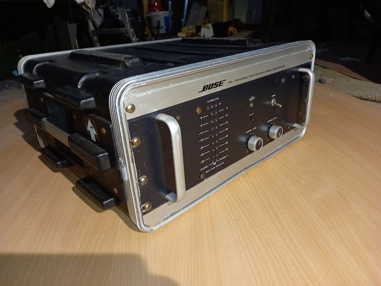 image for Bose pa amp