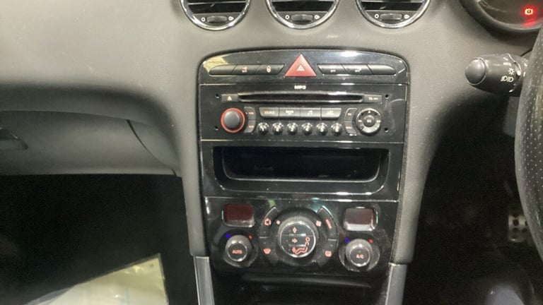 2010 Peugeot 308 2.0 HDi 140 GT 2dr CONVERTIBLE Diesel Manual