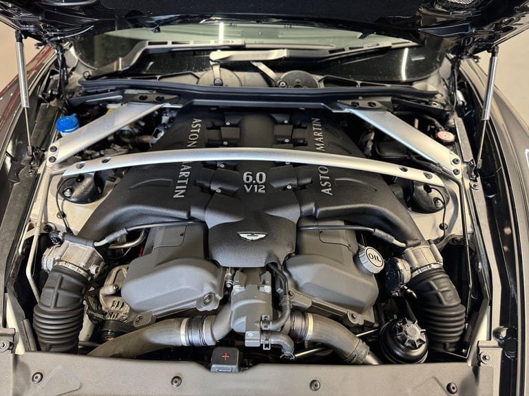 ASTON MARTIN VIRAGE 6.0 V12 Volante T-TronicII Euro 5 2dr 2011