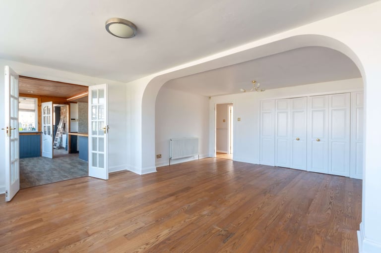 Remarkable, 4/5 bedroom, detached bungalow, near Roslin – available soon