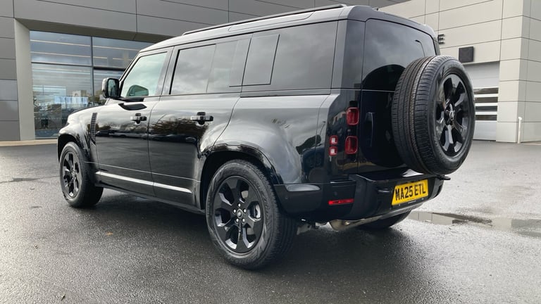 2025 Land Rover Defender 3.0 D250 X-Dynamic HSE 110 5dr Auto Diesel Estate Estate Diesel Automatic