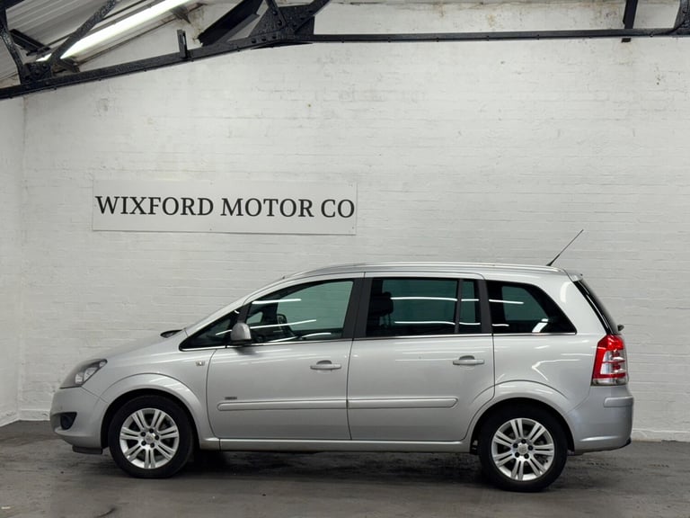 2012 Vauxhall Zafira 1.6 16V Design Euro 5 5dr (SNav) MPV Petrol Manual