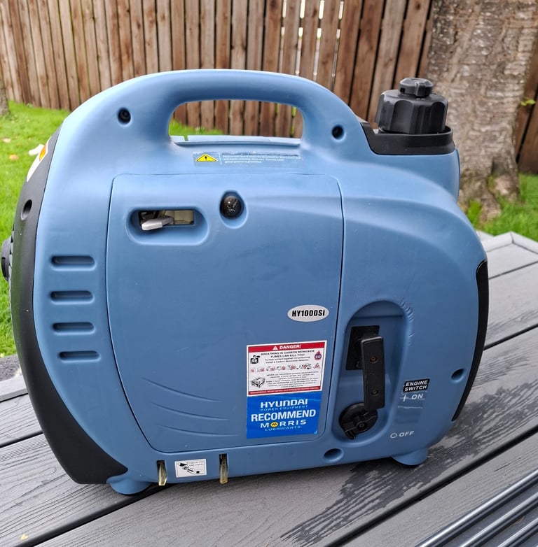 Hyundai 1000W Portable Petrol Inverter 4-stroke suitcase style generator Generator - HY1000Si