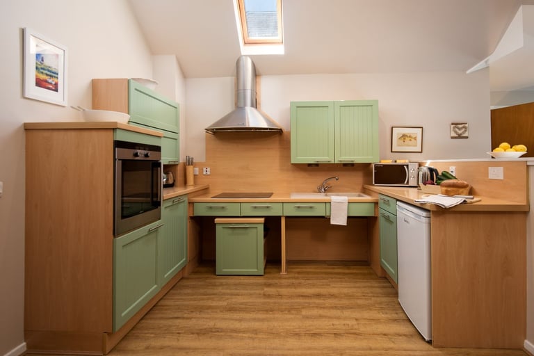 Furnished Cottages in Melrose available to rent, heating & electric included, free wifi