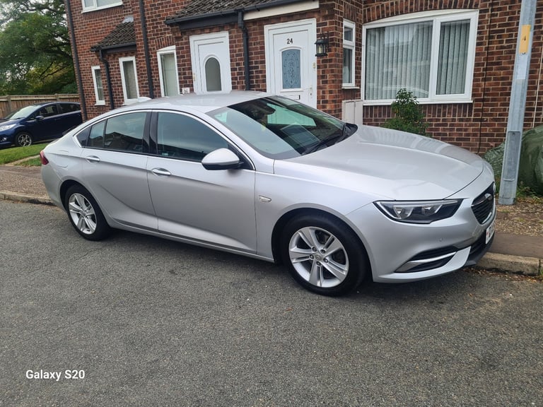 image for Vauxhall, INSIGNIA, Hatchback, 2018, Manual, 1598 (cc), 5 doors