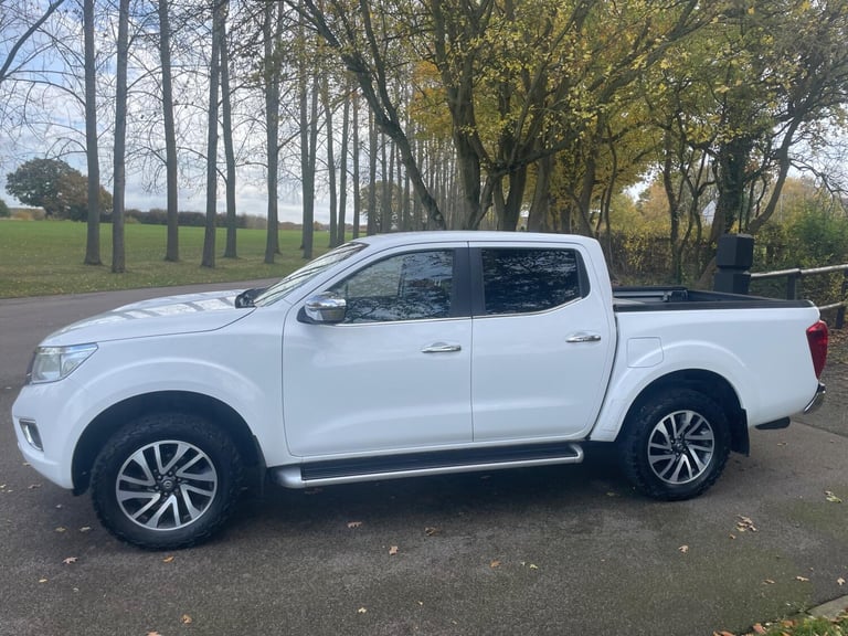 2016 Nissan Navara 2.3 dCi Acenta+ 4WD Euro 6 (s/s) 4dr PICK UP Diesel Manual