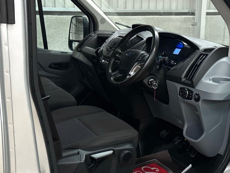 2019 (19) Ford Transit 350 Double Cab Crew Van L3H2 red 2.0 EcoBlue ( 130 bhp )