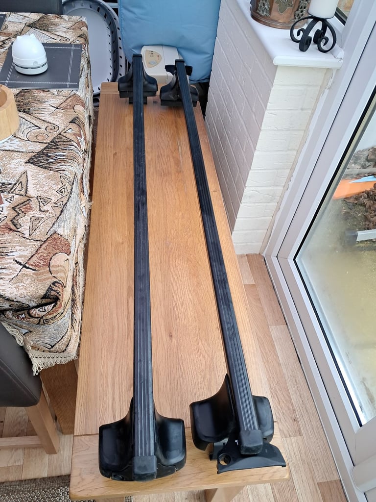 Roof bars