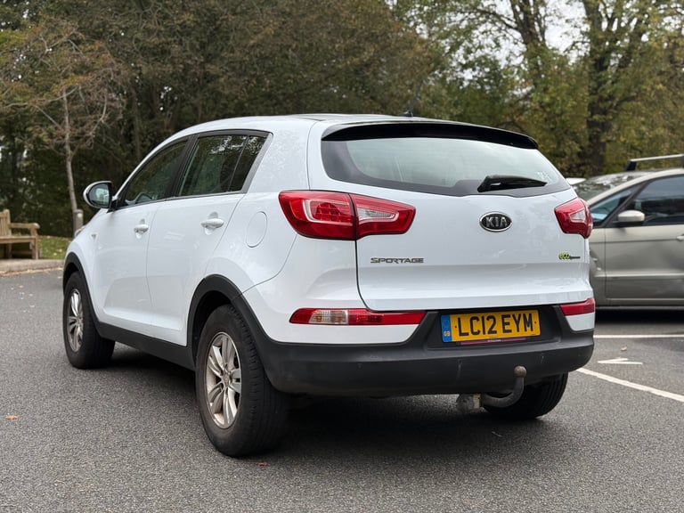 Kia, SPORTAGE, Estate, 2012, Manual, 1685 (cc), 5 doors