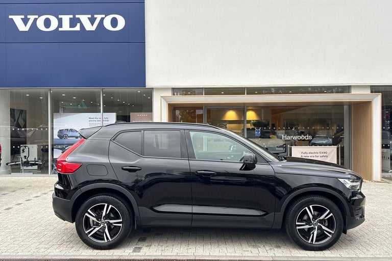 2021 Volvo XC40 1.5 T3 R-Design SUV 5dr Petrol Auto Euro 6 (s/s) (163 ps) ESTATE Petrol Automatic