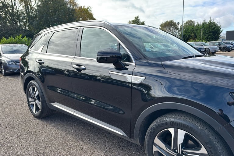  Kia Sorento 1.6 H T Gdi 3 Suv 5dr Petrol Hybrid Auto Awd Euro 6 s/s 226 Bhp