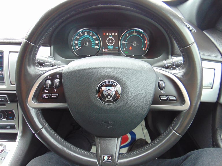 2014 Jaguar XF 2.2d 200 R-Sport 4dr Auto Diesel