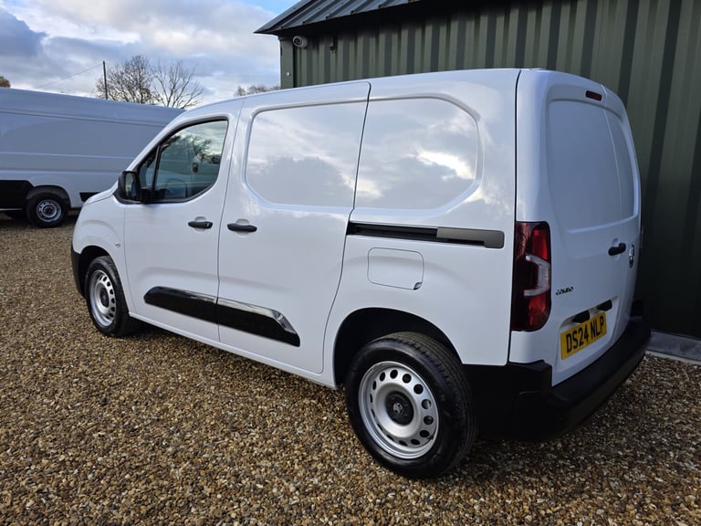 2024 Vauxhall Combo 1.5 Turbo D 100ps Prime L1 H1 Van * PLUS VAT *  PANEL VAN Diesel Manual