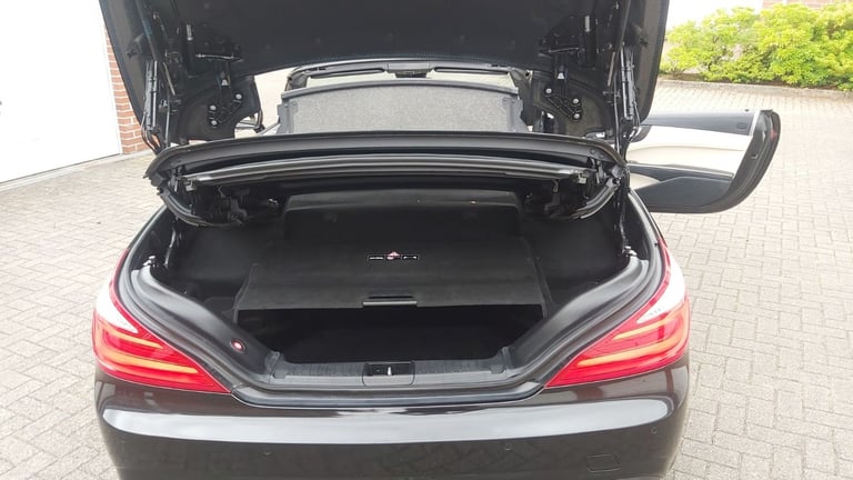 Mercedes Benz SL500 AMG Sport - Exceptional condition throughout.