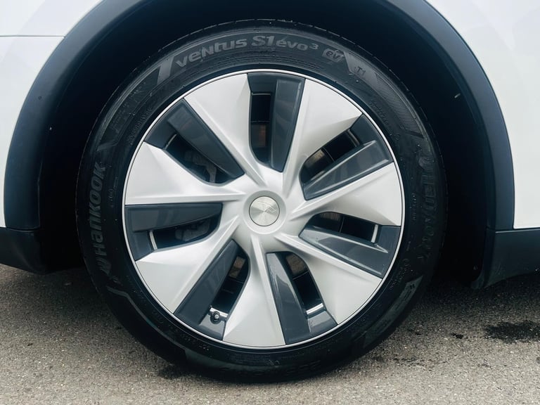 2023 Tesla Model Y Auto RWD 5dr MPV Electric Automatic