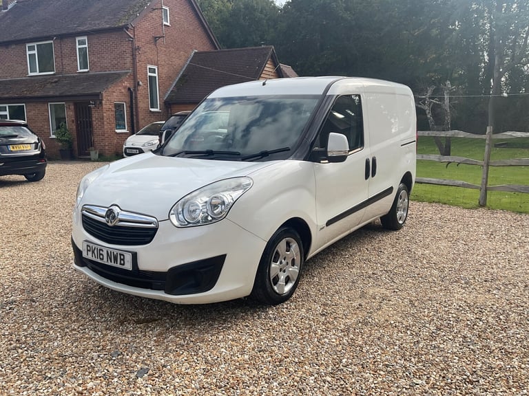 2016 Vauxhall Combo 2000 1.3 CDTI 16V H1 Sportive Van PANEL VAN Diesel Manual