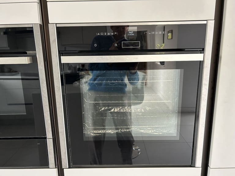 NEFF Oven SOLD