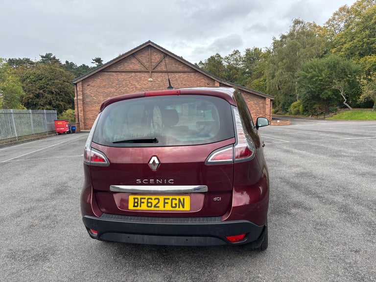 Renault, SCENIC, MPV, 2012, Semi-Auto, 1461 (cc), 5 doors