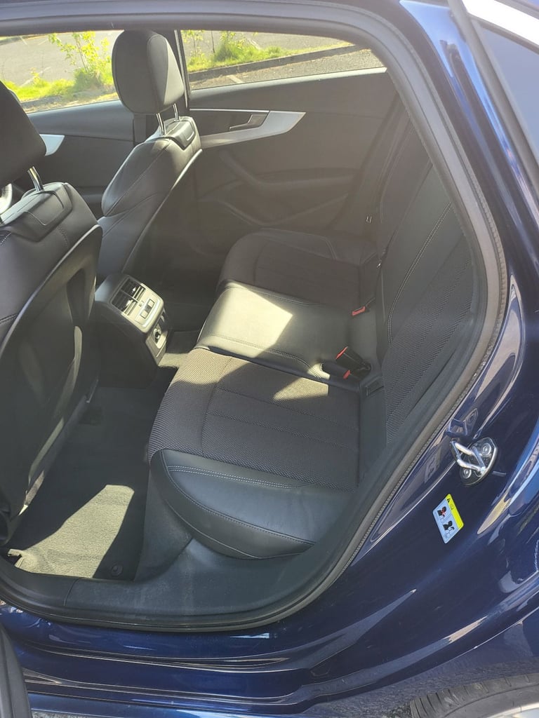 Audi, A4, Saloon, 2017, Semi-Auto, 1968 (cc), 4 doors