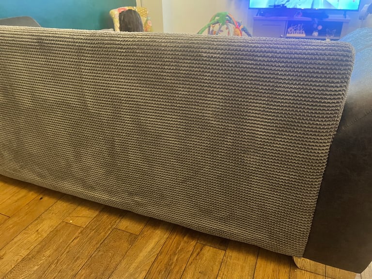 3 seater sofa 