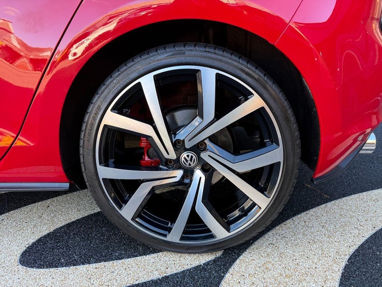 VOLKSWAGEN GOLF 2.0 TDI BlueMotion Tech GTD Red Auto Diesel 2015