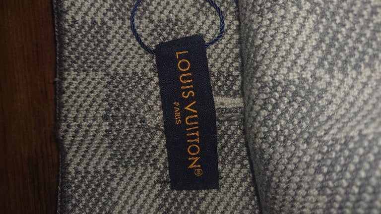 Grey LV beanie BRAND NEW