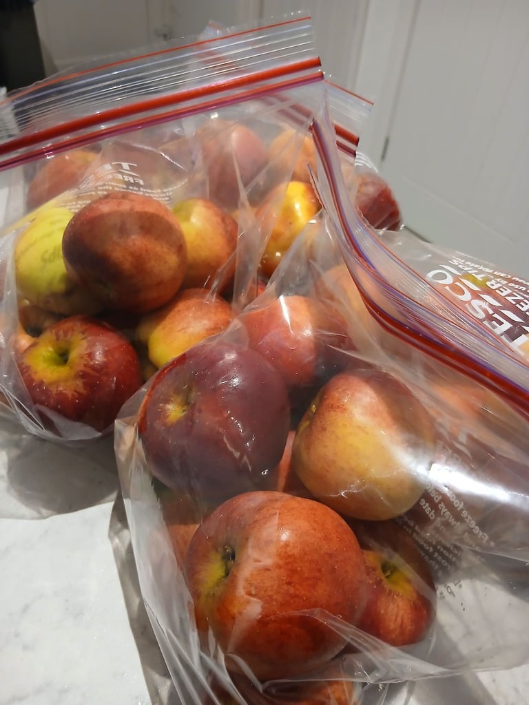 image for FREE Eating/Cooking Apples 