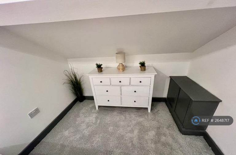 2 bedroom flat in Balmoral Road, Fairfield, Liverpool, L6 (2 bed) (#2648717)
