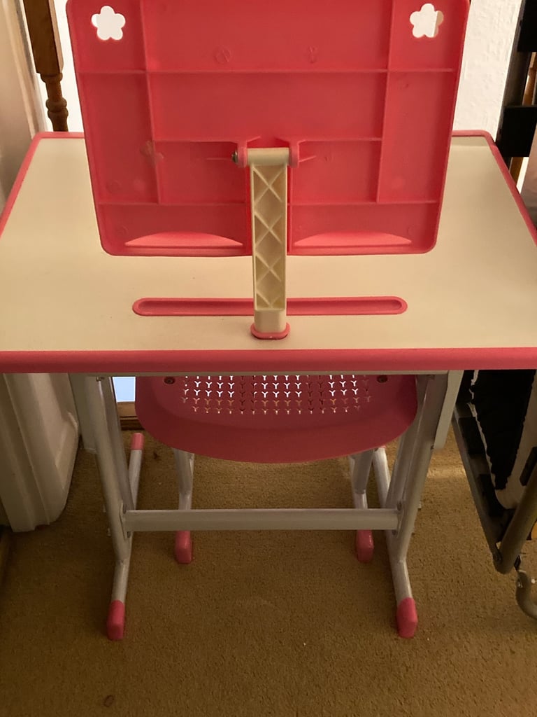 Desk and chair adjustable child/kids/girls