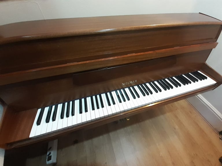 Welmar Upright Piano *optional stool + 1st tuning* third practice pedal