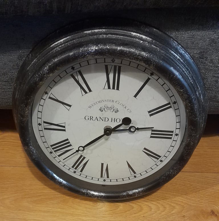 Westminster Clock co. Grand Hotel wall clock 30cm in Shrewsbury