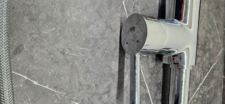 image for Chrome kitchen tap with pull out hose