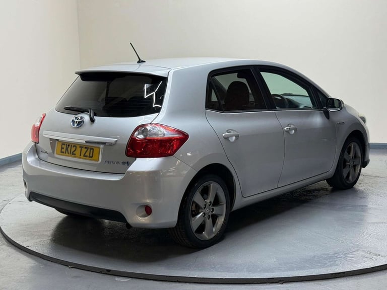2012 Toyota Auris 1.8 VVT-h T Spirit CVT Euro 5 (s/s) 5dr Hatchback Hybrid Automatic