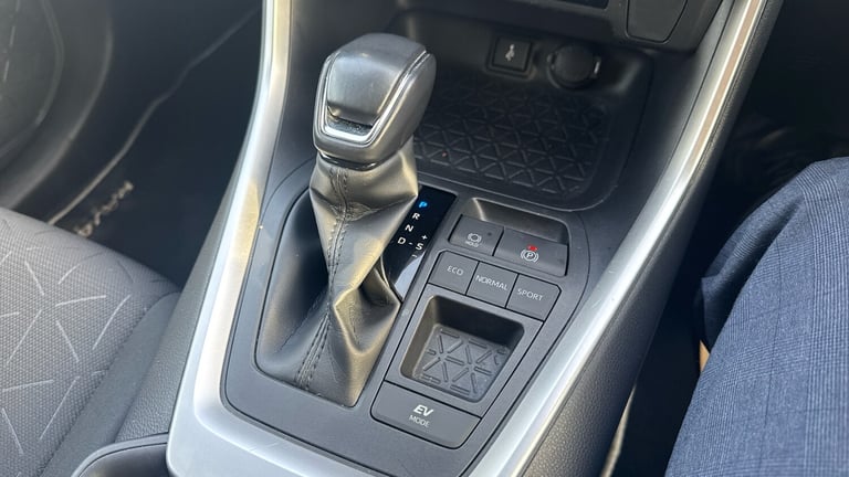 2021 Toyota RAV4 2.5 VVT-i Hybrid Design 5dr CVT 2WD Hybrid Estate Estate Hybrid Automatic