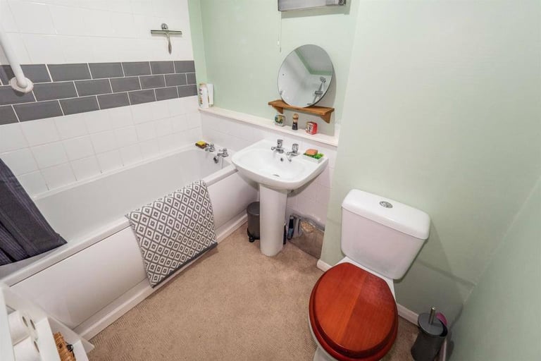 💕Beautiful Rooms For Rent in Waterloo 🛌 Available now 📍