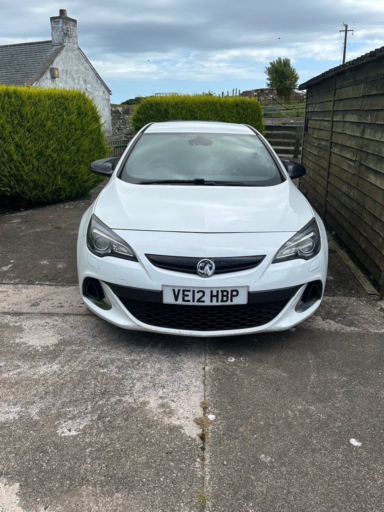 Vauxhall, ASTRA GTC VXR, Hatchback, 2012, Manual, 1998 (cc), 3 doors