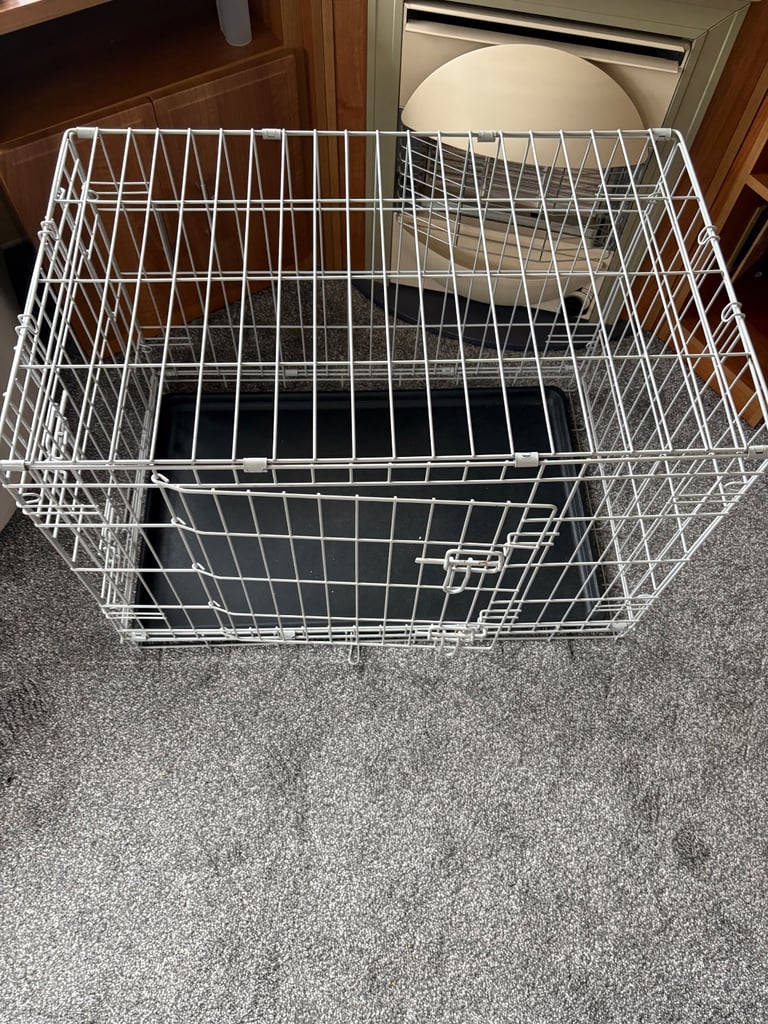 Dog crate 