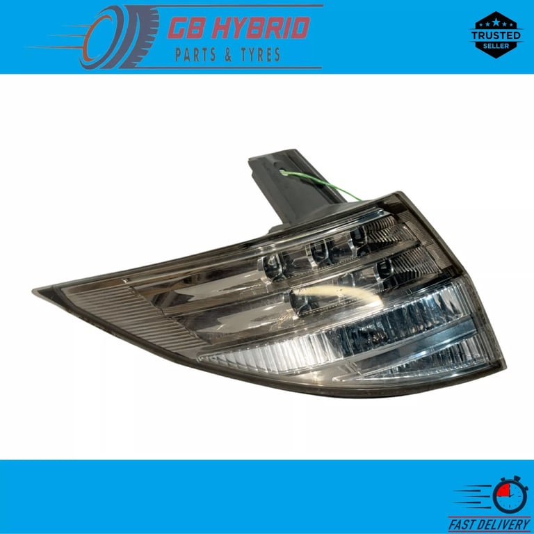 Genuine Toyota Estima 2006 - 2009 Rear Light/Tail Light Passenger Side