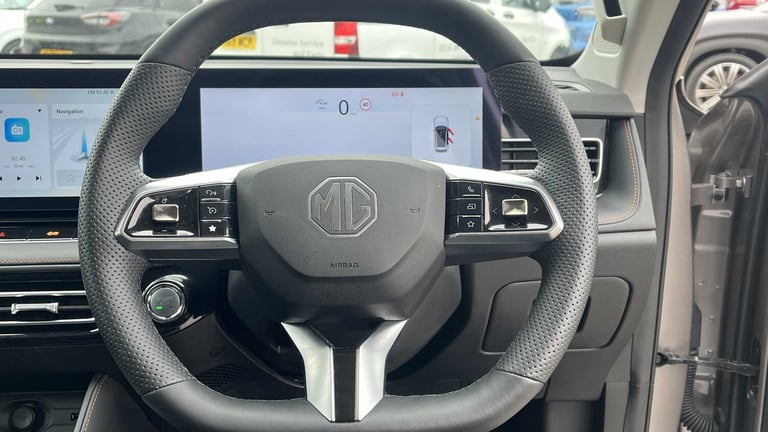 2025 MG MG HS 1.5 T-GDI SE 5dr Hatchback Petrol Manual