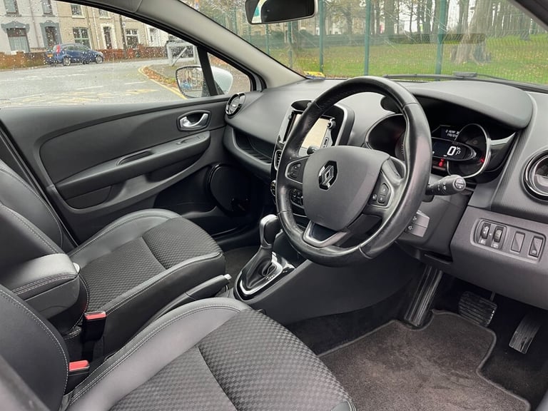 2017 Renault Clio 1.5 dCi 90 Dynamique S Nav 5dr Auto HATCHBACK DIESEL Automatic