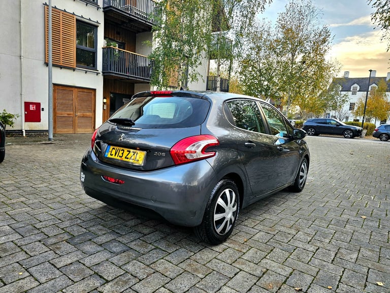 2013 PEUGEOT 208 1.2 PETROL + ULEZ FREE 🔥