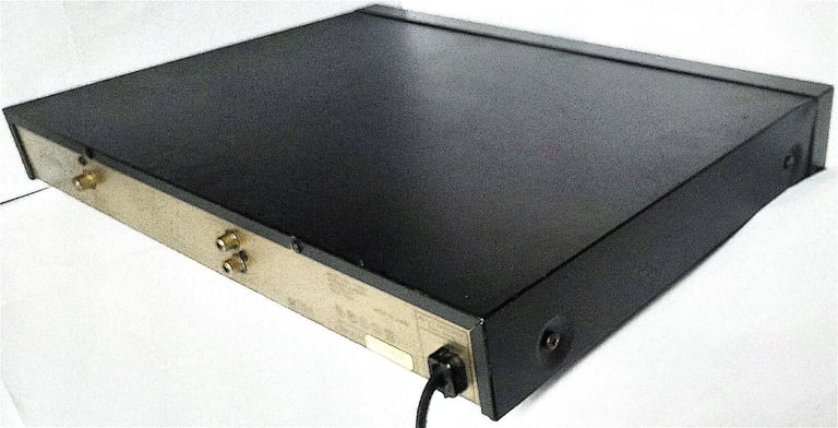 HARMAN / KARDON STEREO RADIO RECEIVER ( separate ) TU-911