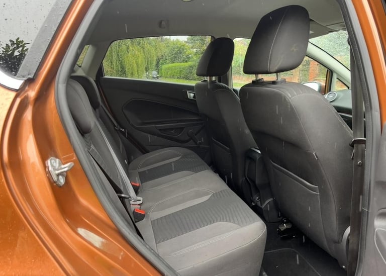 2013 FORD FIESTA 1.0T TITANIUM GREAT S/HISTORY RUNS/DRIVES GREAT JUST SERVICED! 