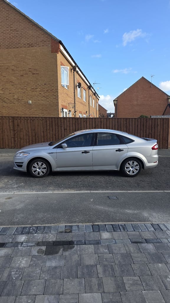 Ford, MONDEO, Hatchback, 2011, Manual, 1560 (cc), 5 doors