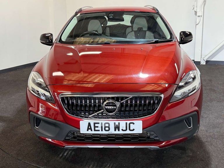 2018 Volvo V40 T3 [152] Cross Country Pro 5dr Geartronic HATCHBACK PETROL Automatic