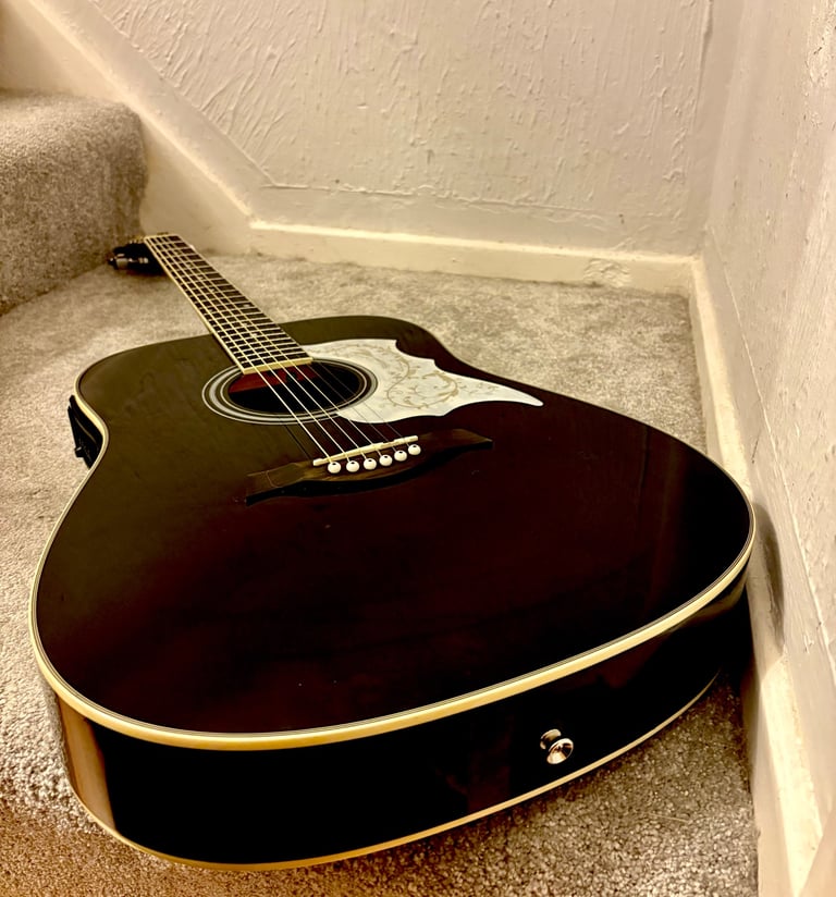 Hummingbird Slimline Electro Acoustic Dreadnought Guitar - Johnny Cash Style 😎🎸🎶
