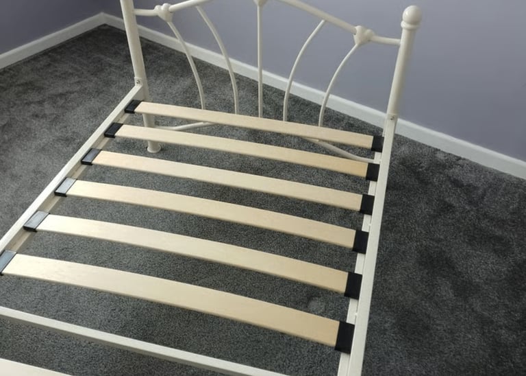 Single Children’s Bed (Cream Hearts) + Memory Foam Mattress LIKE NEW